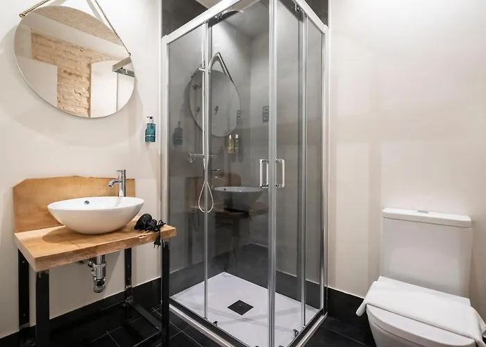 Dobo Azacanes Hotel 2*