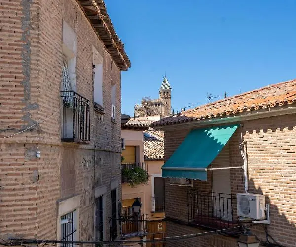 Dobo Azacanes Hotel 2*