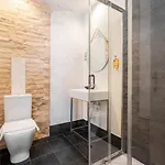 Dobo Azacanes Готель