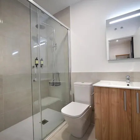 Dobo Azacanes ホテル 2*