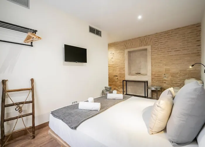 Dobo Azacanes Отель