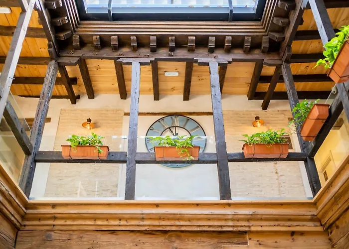 Dobo Azacanes Отель